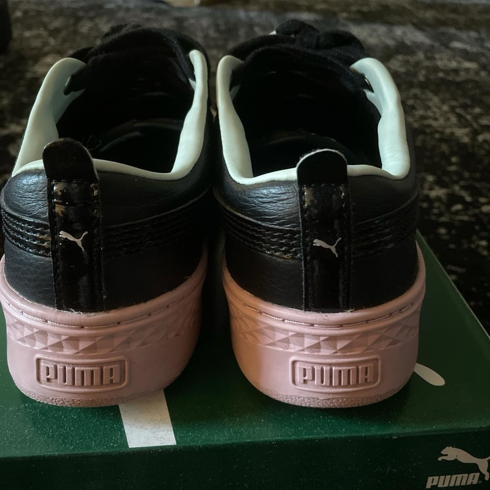 Puma Black /Pink Sneakers Size 8 - Picture 2 of 4
